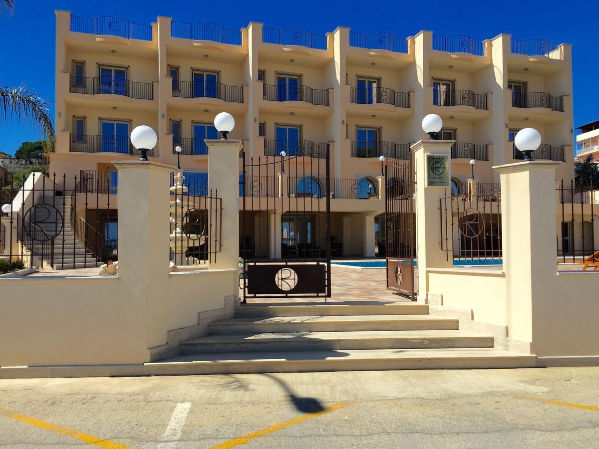Hotel Riviera Palace Porto Empedocle Ngoại thất bức ảnh