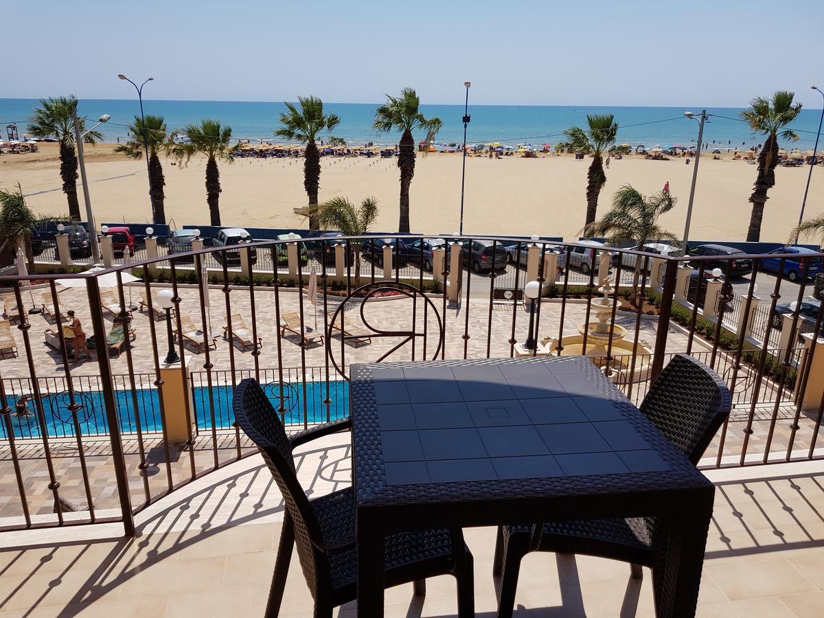 Hotel Riviera Palace Porto Empedocle Ngoại thất bức ảnh