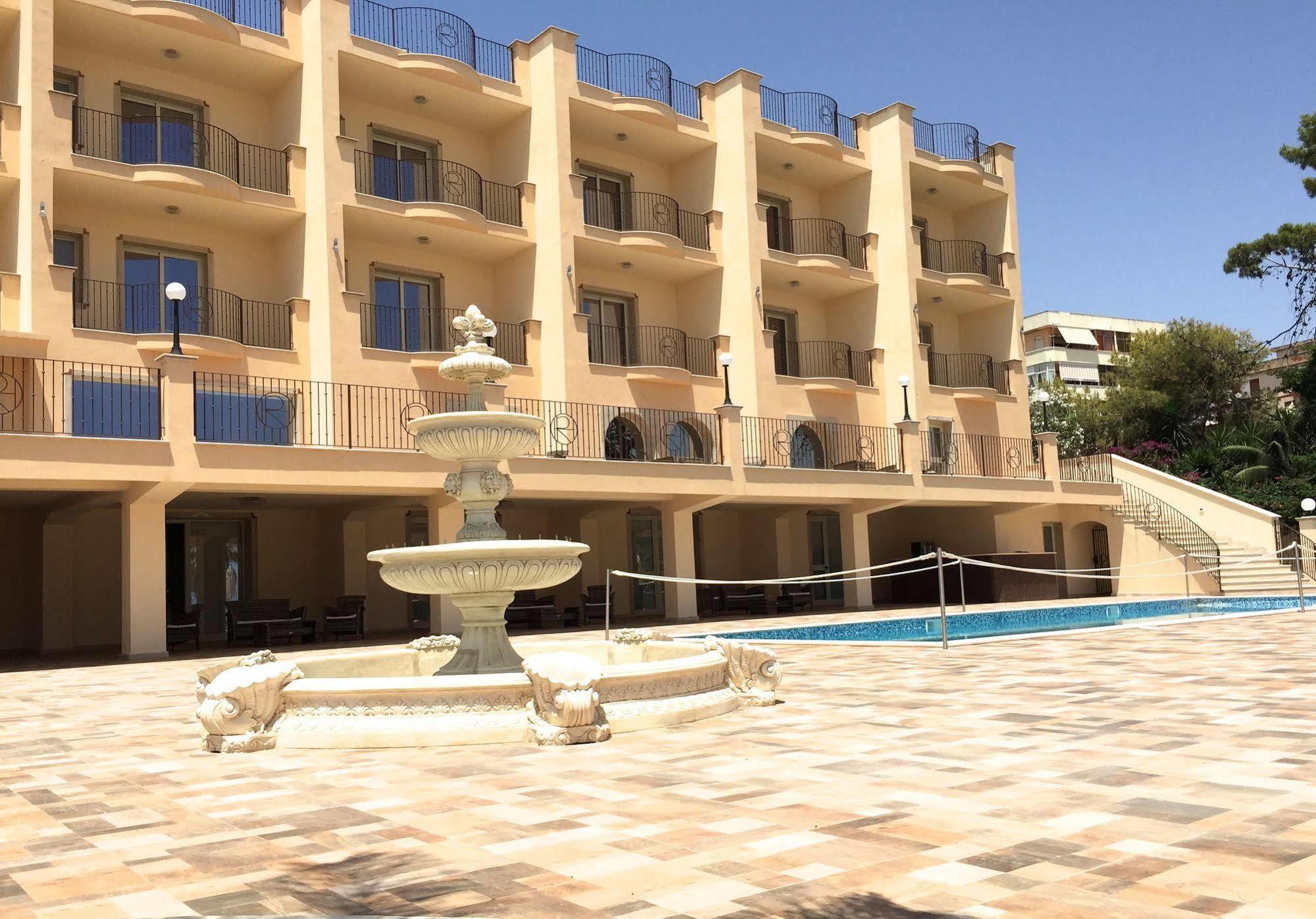Hotel Riviera Palace Porto Empedocle Ngoại thất bức ảnh