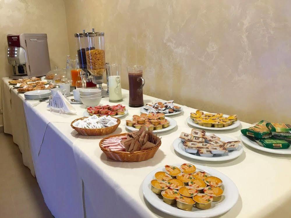 Hotel Riviera Palace Porto Empedocle Ngoại thất bức ảnh